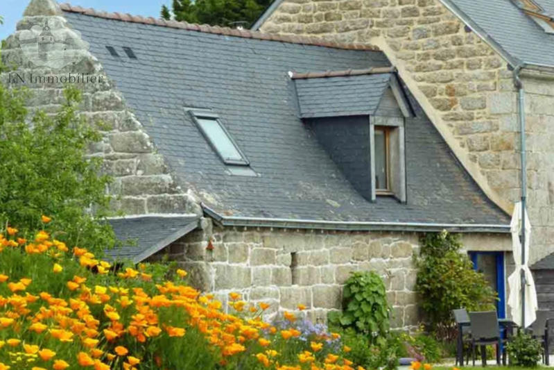 Maison - 211 m² - 15 pièces