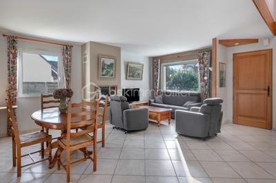 Maison - 135 m² - 6 pièces