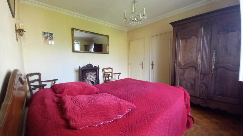 Maison - 145 m² - 9 pièces