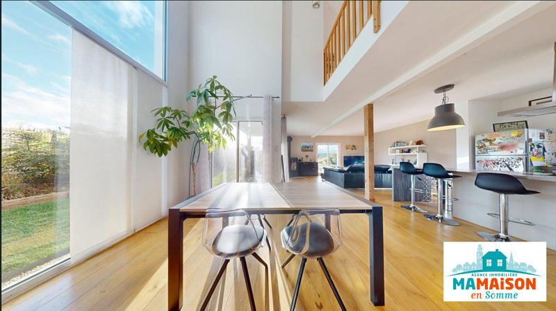 Maison contemporaine - 165 m² - 6 pièces