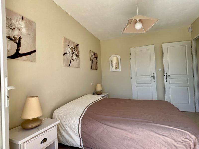 Maison - 198 m² - 7 pièces