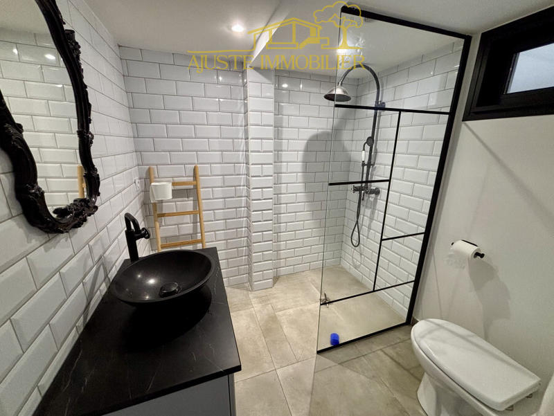 Maison - 137 m² - 7 pièces