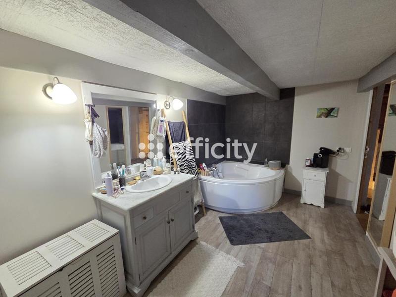 Maison - 160 m² - 5 pièces