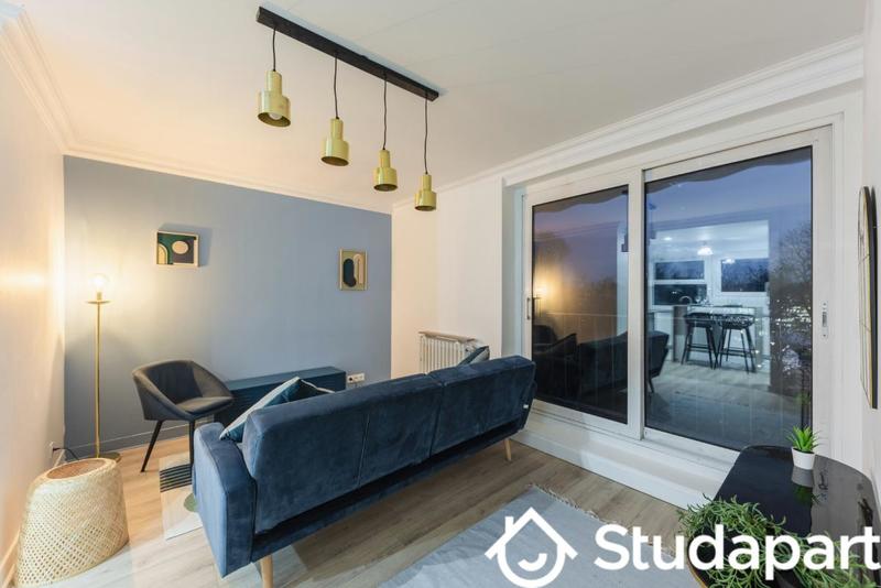 Chambre - 14 m² - 1 pièce