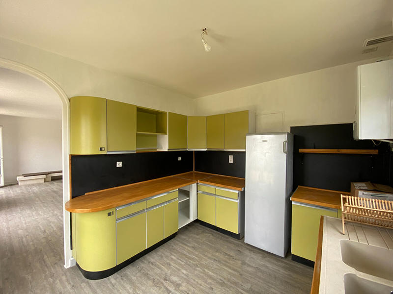 Maison - 95 m² - 5 pièces