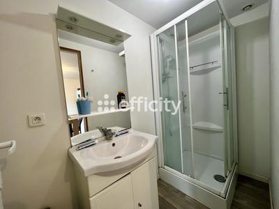 Maison - 140 m² - 9 pièces