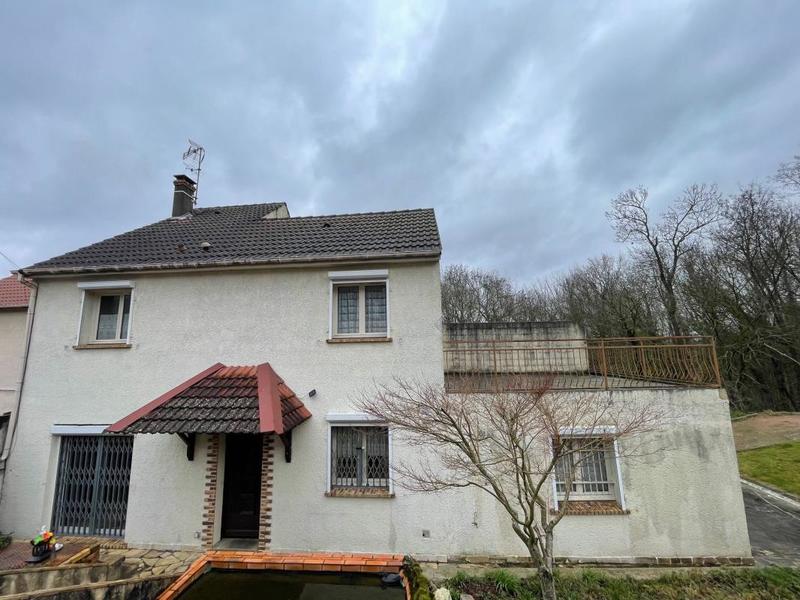 Maison - 209 m² - 4 pièces