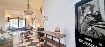 Immeuble - 195 m² - 8 pièces