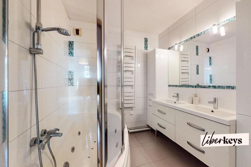 Appartement - 91 m² - 5 pièces