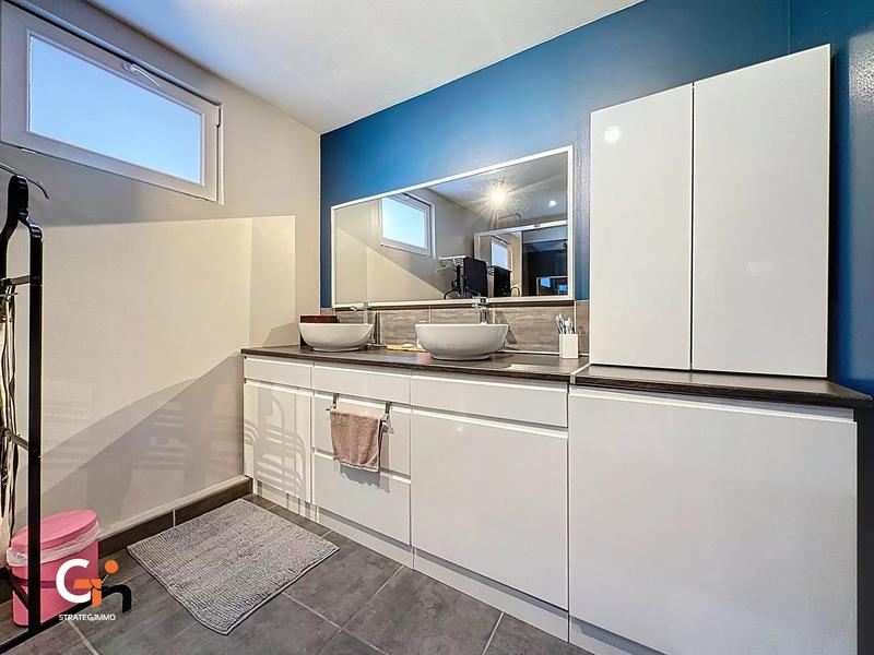 Maison - 129 m² - 7 pièces