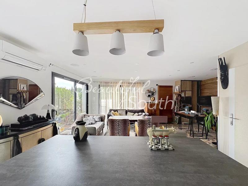 Maison - 84 m² - 4 pièces