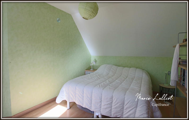 Maison - 232 m² - 9 pièces