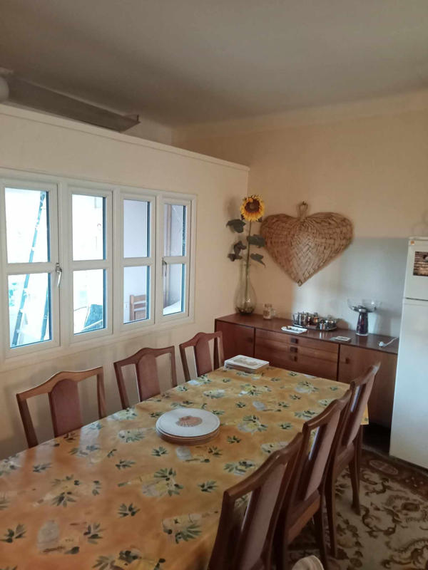 Maison - 231 m² - 12 pièces
