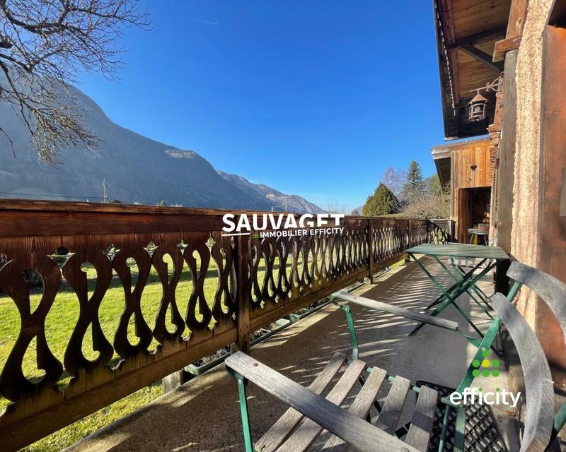 Châlet - 205 m² - 3 pièces