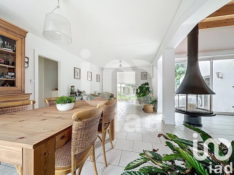 Maison - 157 m² - 7 pièces