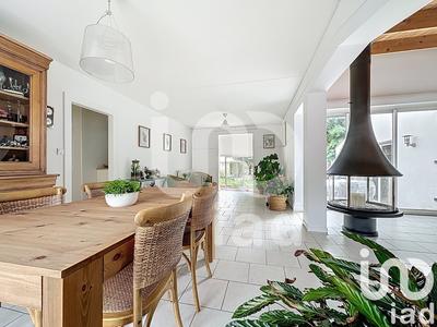 Maison - 157 m² - 7 pièces