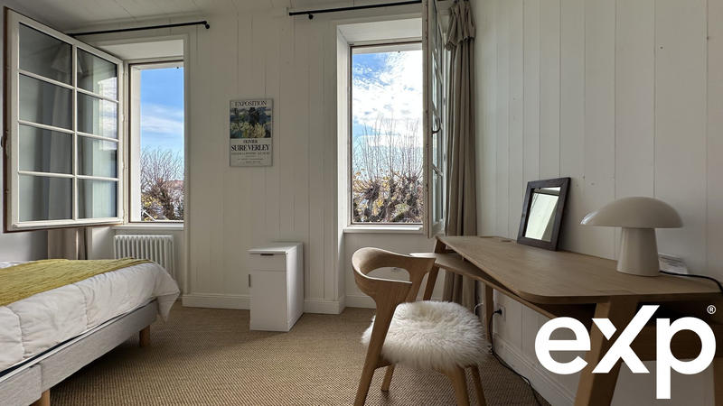 Maison traditionnelle - 110 m² - 5 pièces