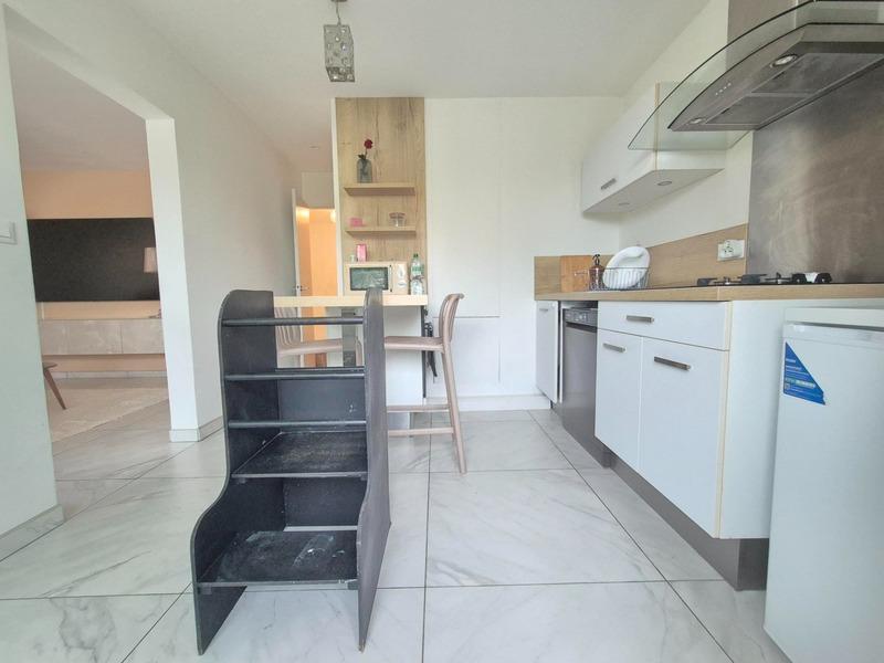 Appartement - 80 m² - 4 pièces