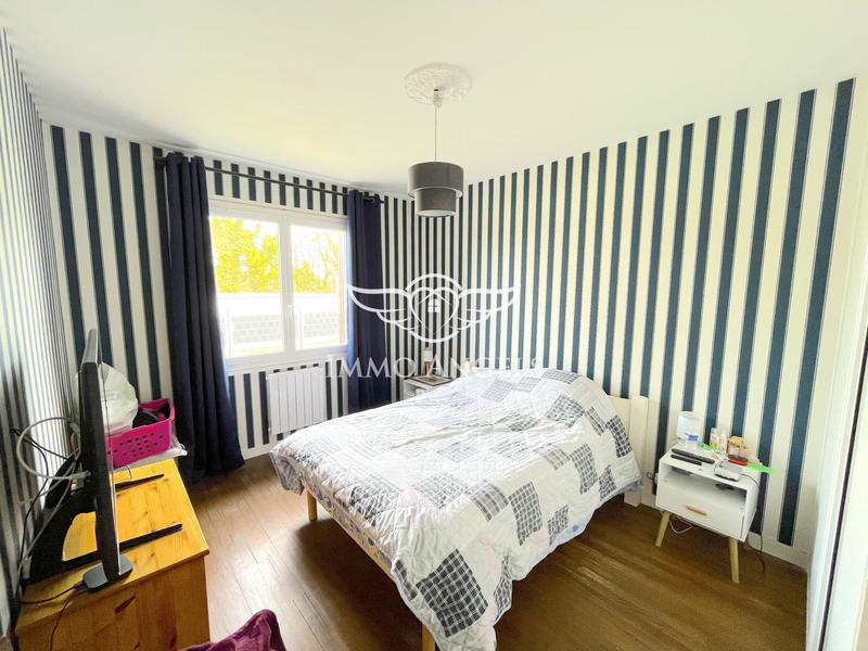 Maison traditionnelle - 155 m² - 7 pièces