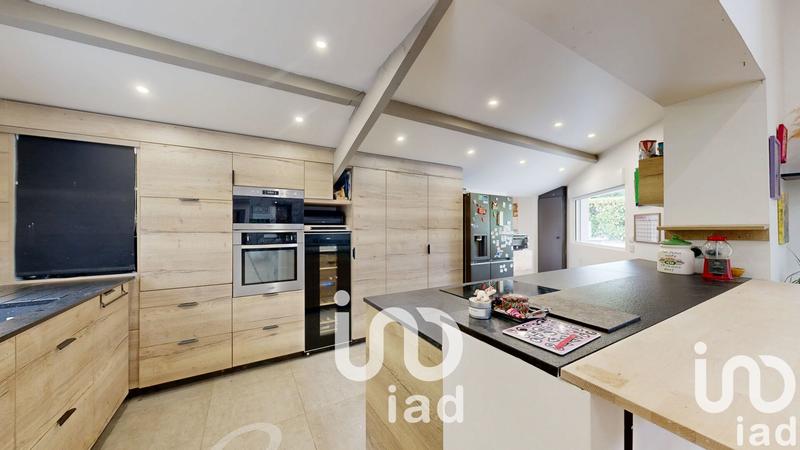 Maison - 170 m² - 6 pièces