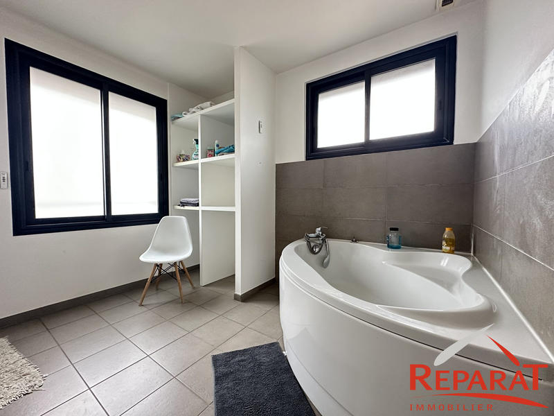 Maison - 128 m² - 6 pièces