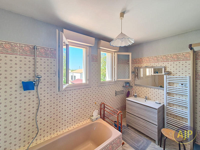 Maison - 107 m² - 5 pièces