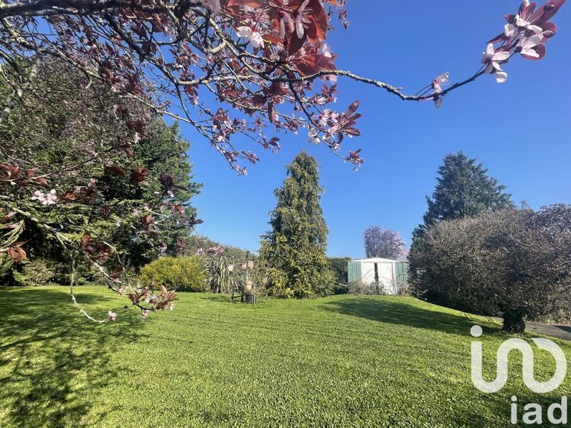 Maison - 303 m² - 12 pièces