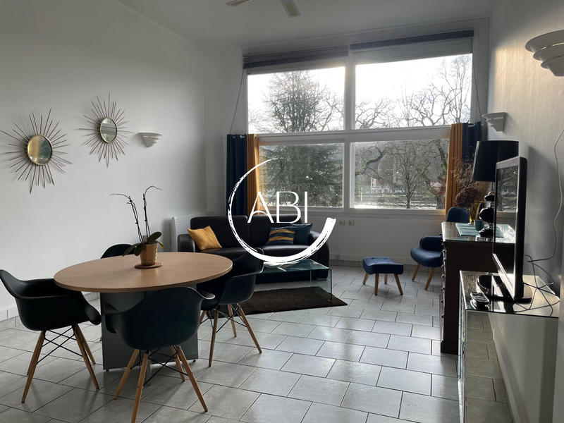 Appartement - 70 m² - 2 pièces