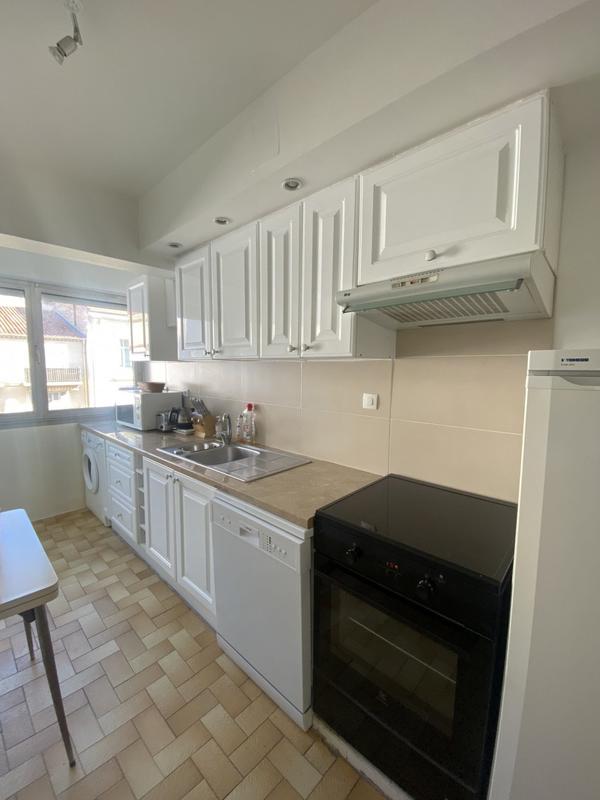 Appartement - 80 m² - 3 pièces