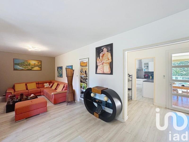 Maison - 122 m² - 6 pièces