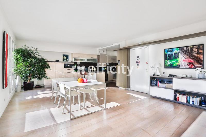 Appartement - 130 m² - 4 pièces