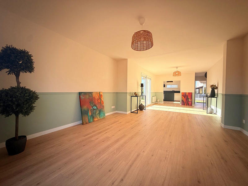 Maison - 140 m² - 6 pièces