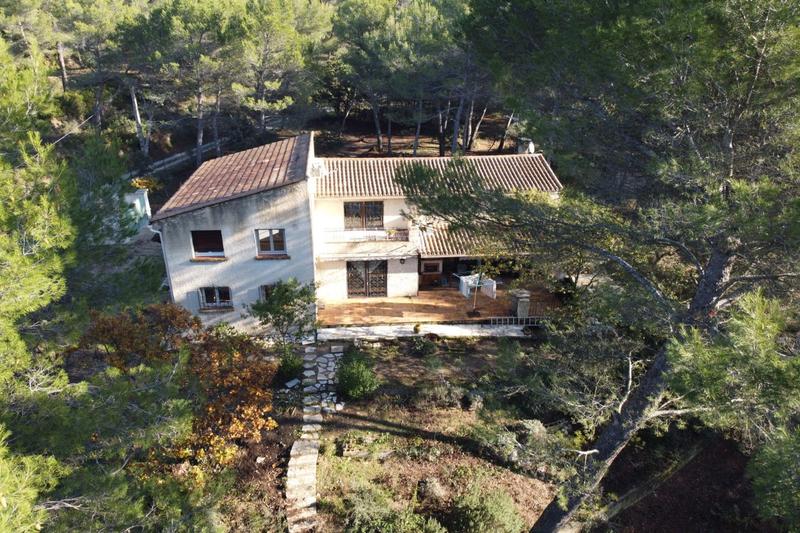 Maison - 210 m² - 5 pièces