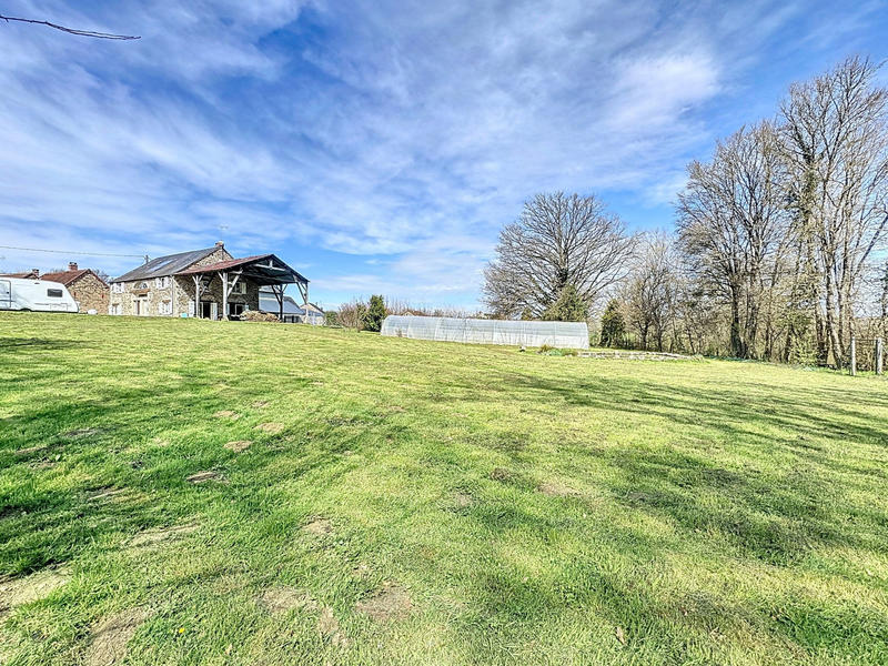 Maison - 210 m² - 7 pièces