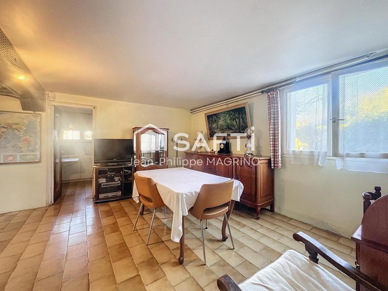 Maison - 160 m² - 5 pièces