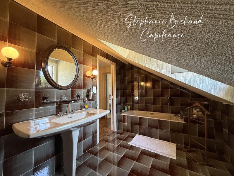 Maison - 133 m² - 5 pièces