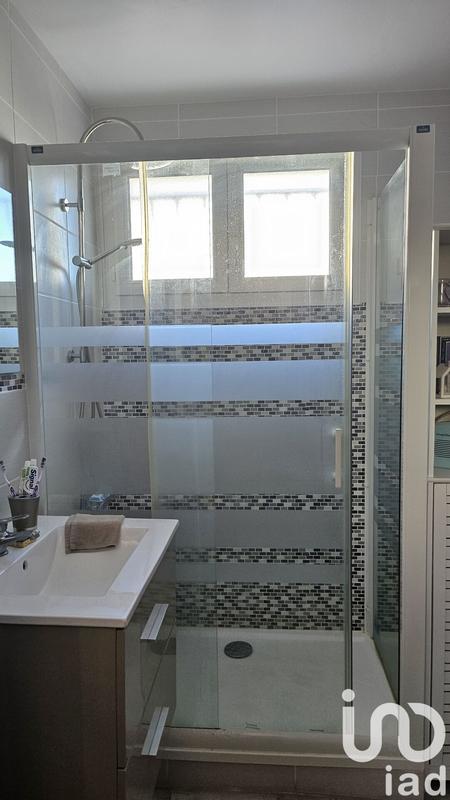 Maison - 215 m² - 7 pièces