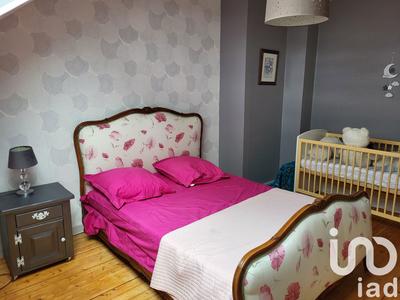 Maison - 195 m² - 7 pièces