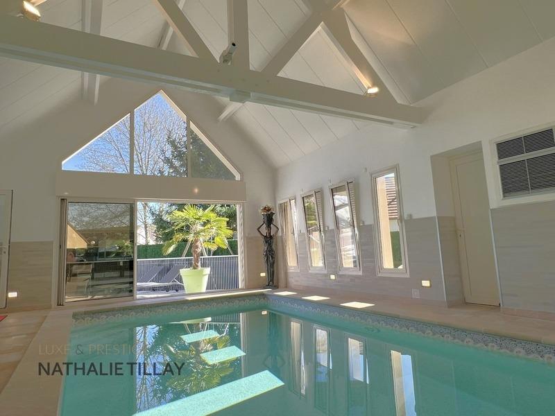 Maison - 231 m² - 6 pièces