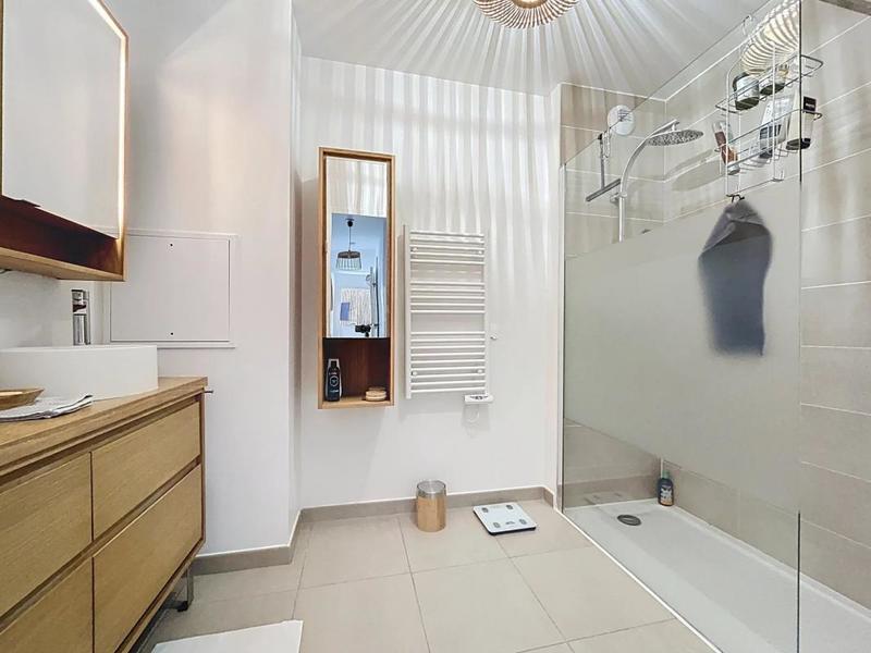 Appartement - 87 m² - 4 pièces