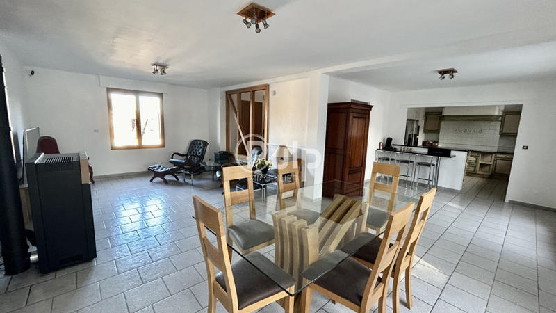 Pavillon - 122 m² - 6 pièces