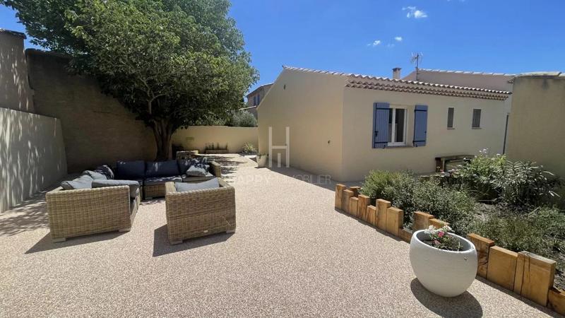 Villa - 170 m² - 6 pièces