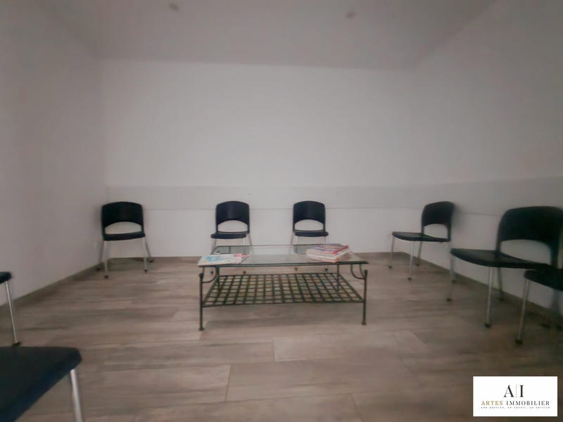 Local d'activités - 77 m² - 3 pièces