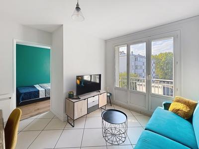 Appartement - 60 m² - 4 pièces