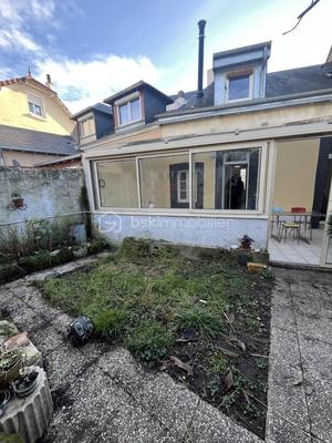 Maison - 70 m² - 4 pièces