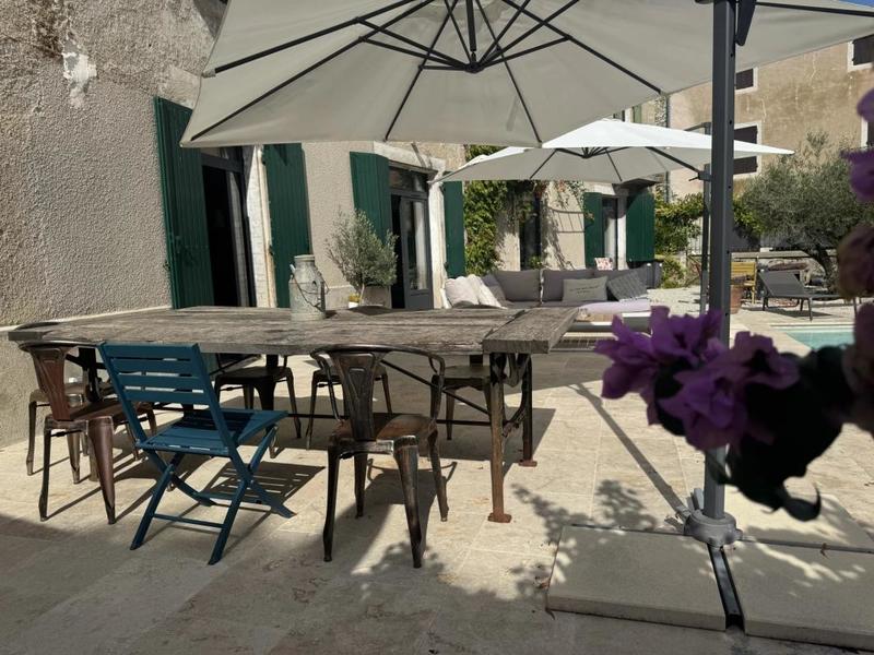 Maison de village - 400 m² - 12 pièces