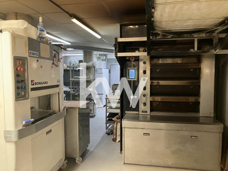 Fonds de commerce - Magasins - 205 m²