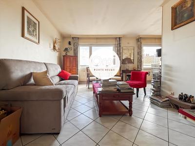 Appartement - 79 m² - 3 pièces