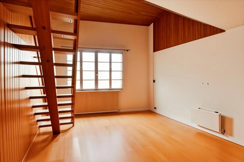 Appartement - 145 m² - 7 pièces