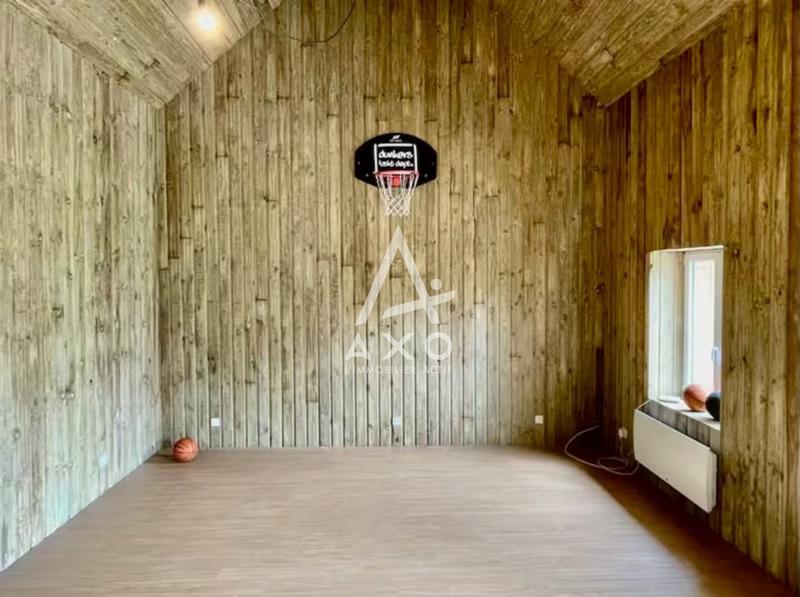 Longère - 250 m² - 6 pièces